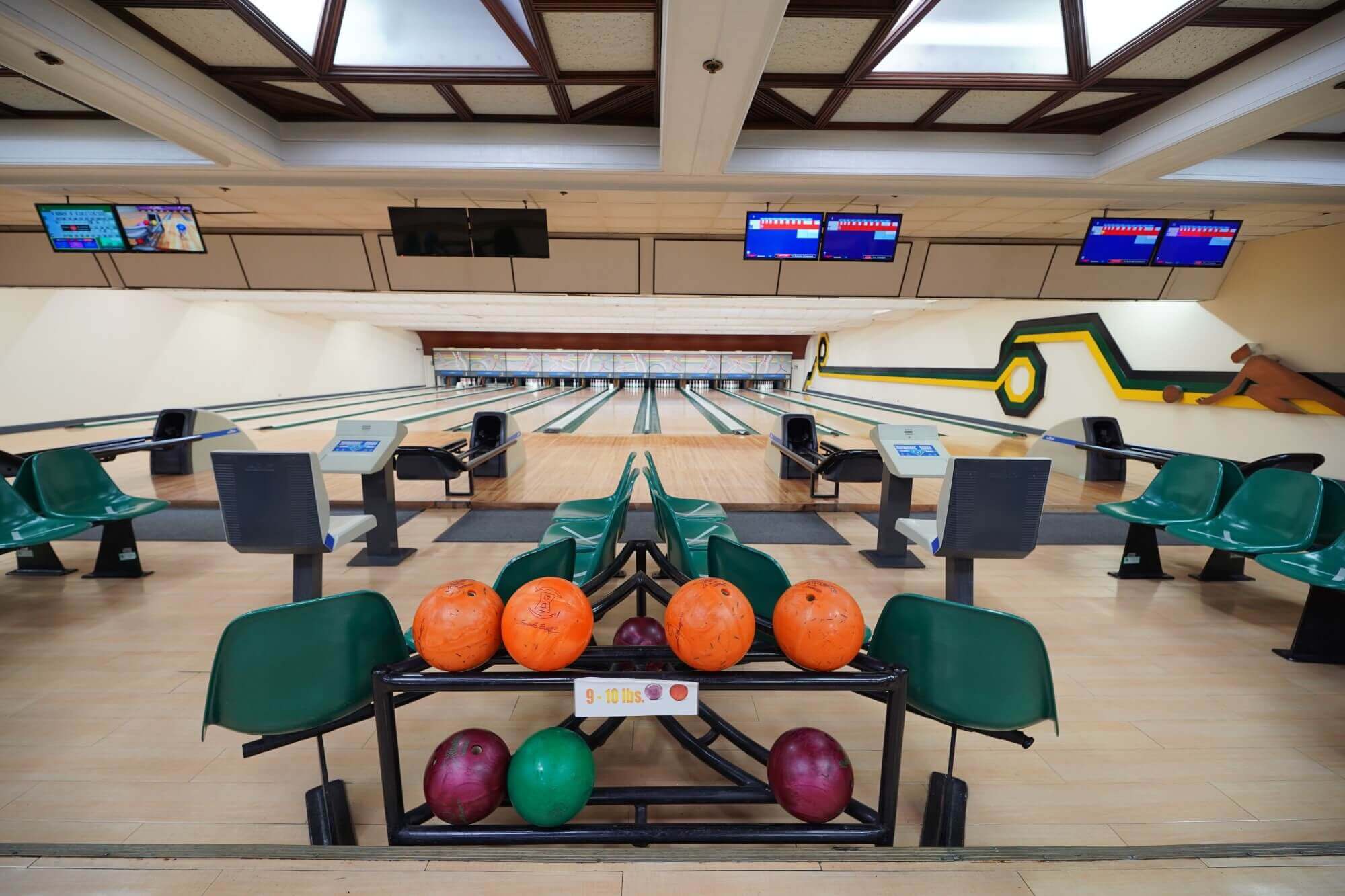 Sports - Bowling Alley 3