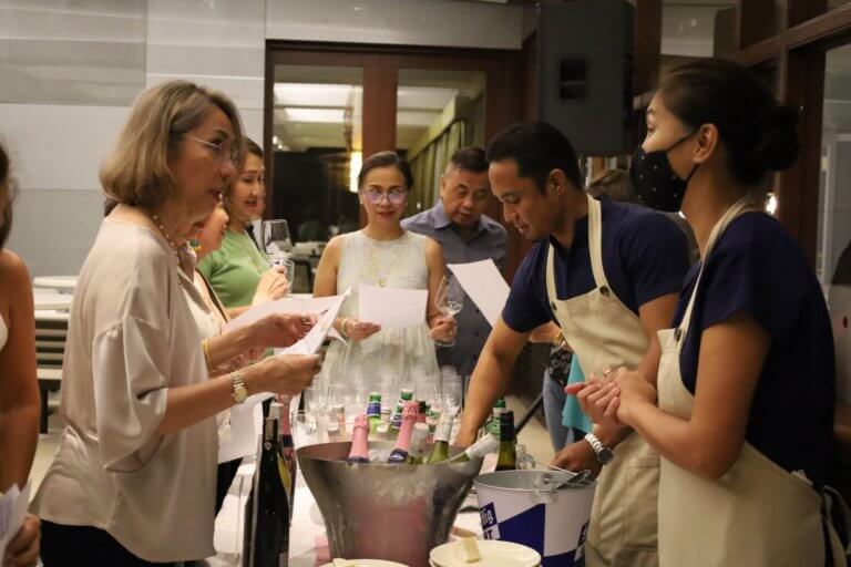 Alabang Country Club, Inc. | Wine and Cheese Pairings