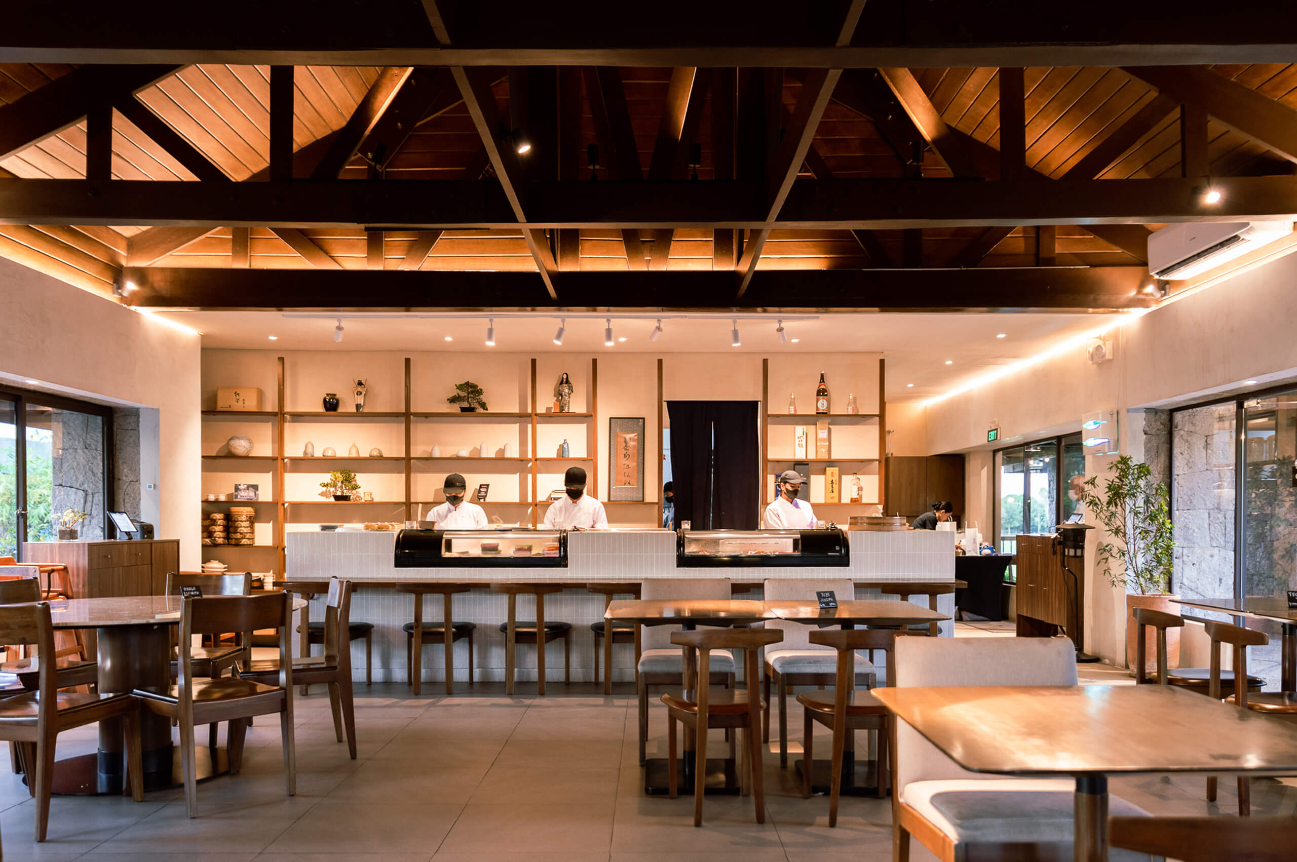 Alabang Country Club, Inc.|Home